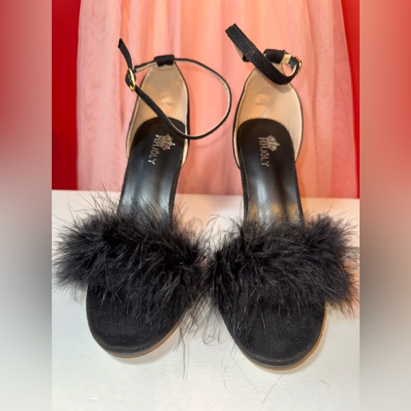 NWOT MMJULY Black Faux Suede Open Toe Feathered Heels NWOT Sz.10M SEXY - Picture 6 of 13